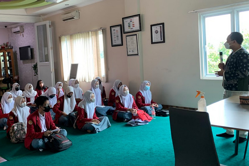 Kunjungan industri SMK 10